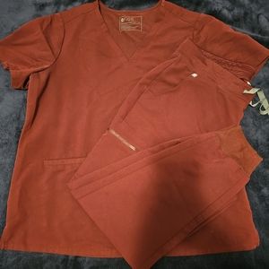 Burgundy Figs Scrub Set.